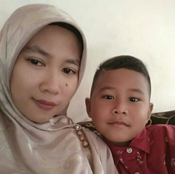 dwi anggraini profile icon