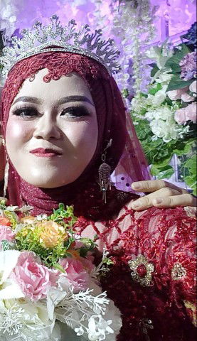 Erlinda Deviana profile icon