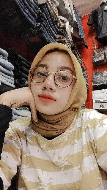 Novi Saputri profile icon