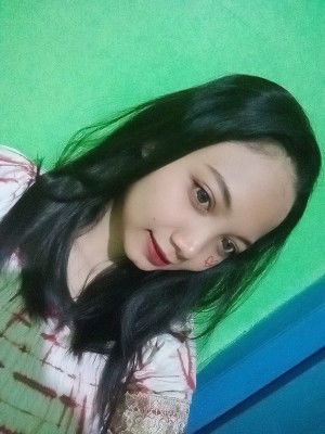 Vivian Okta R profile icon