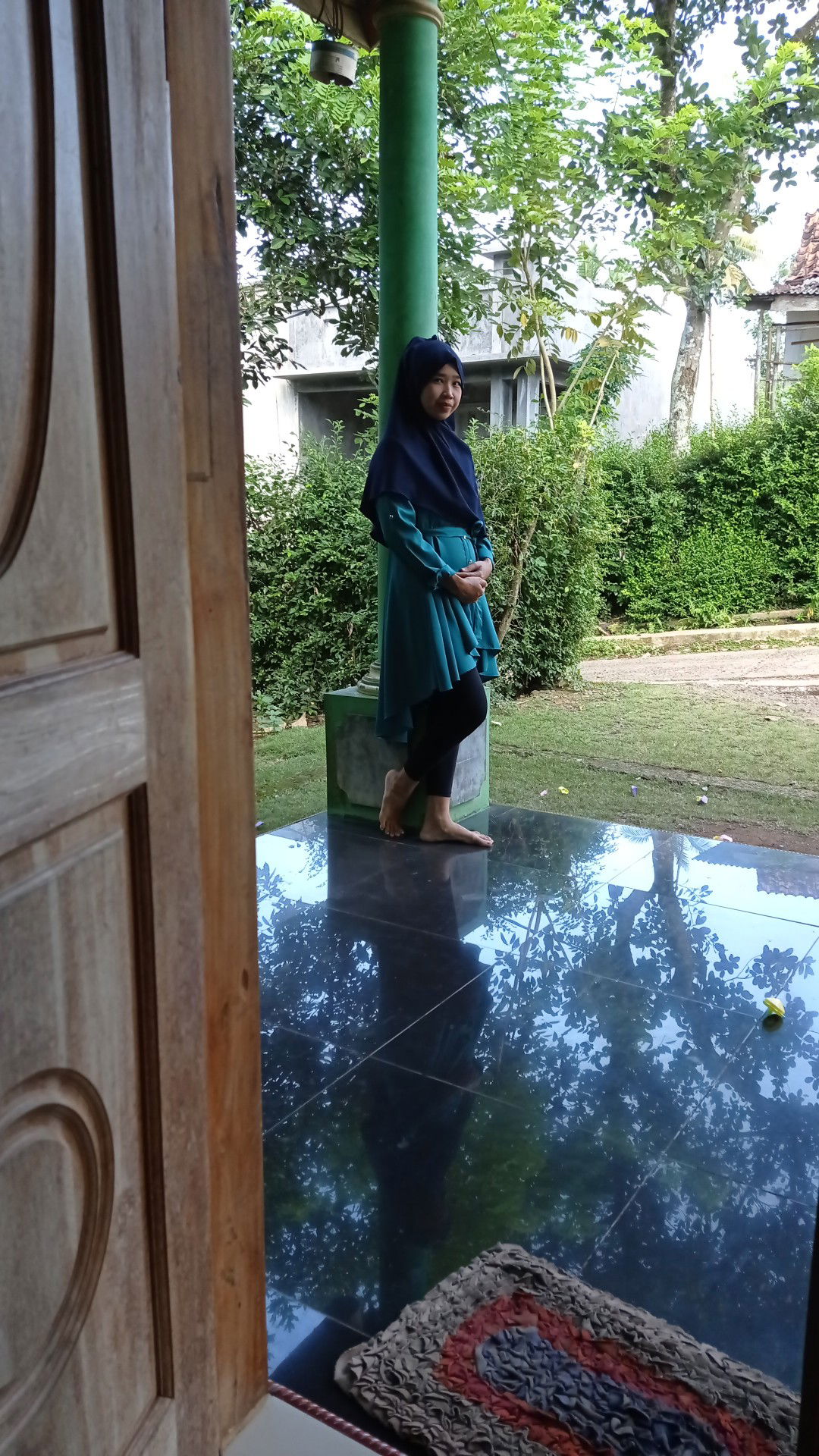 Dwi Astuti profile icon