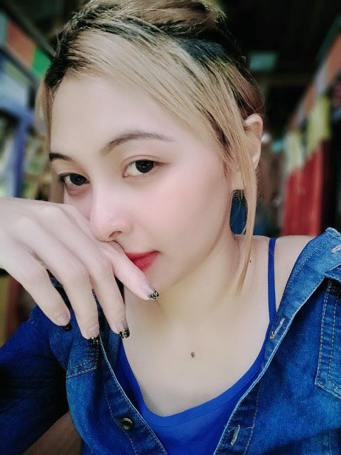 Meisy K meleru profile icon