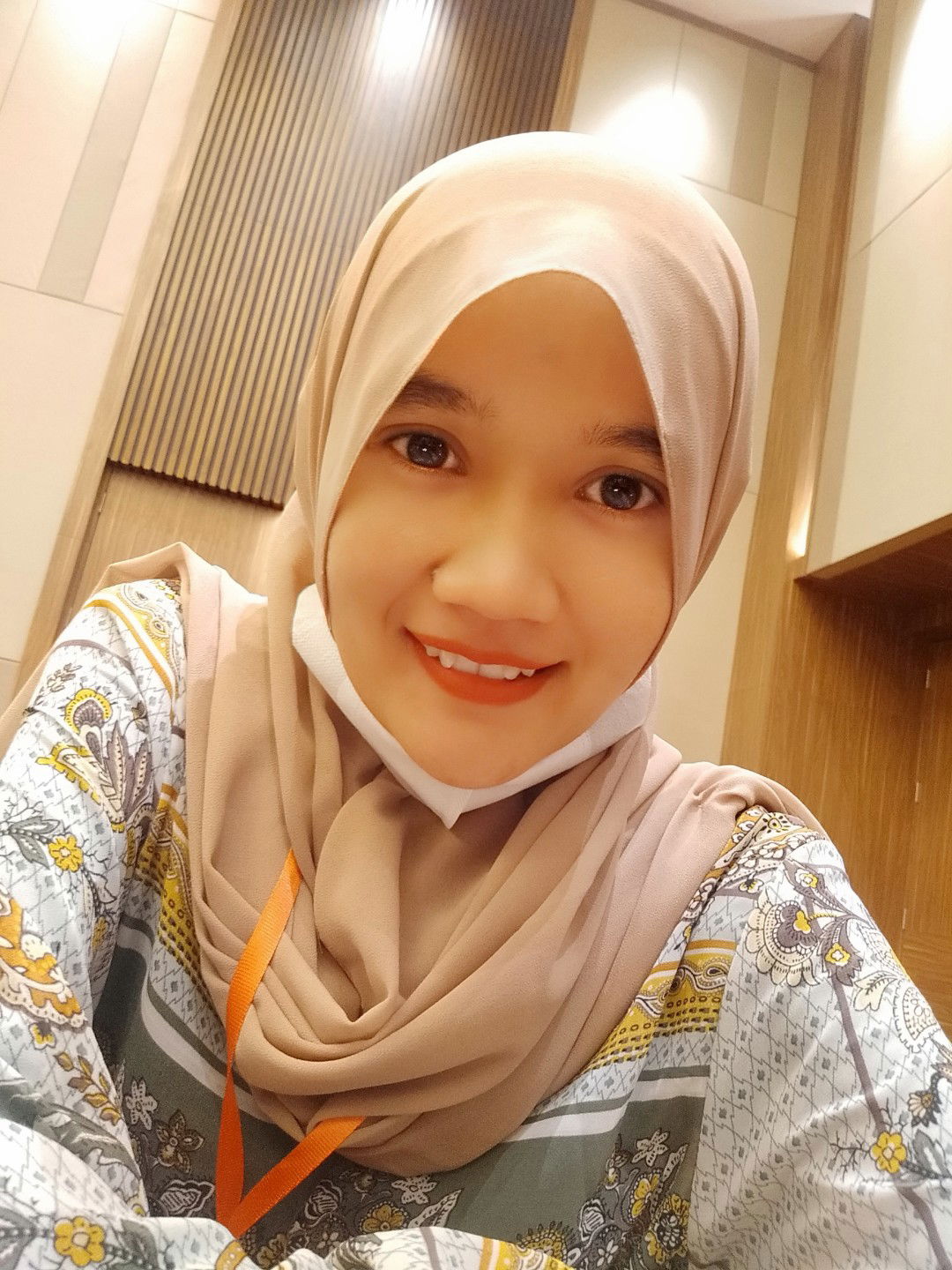 gusria herlina profile icon