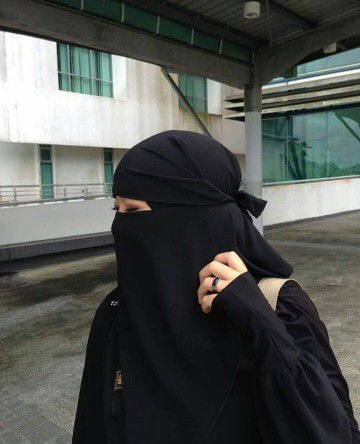 Ina Nayah profile icon