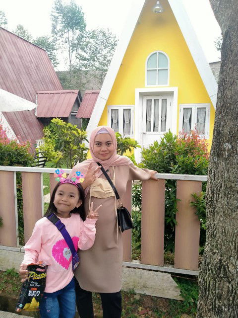 tina nurhayati profile icon