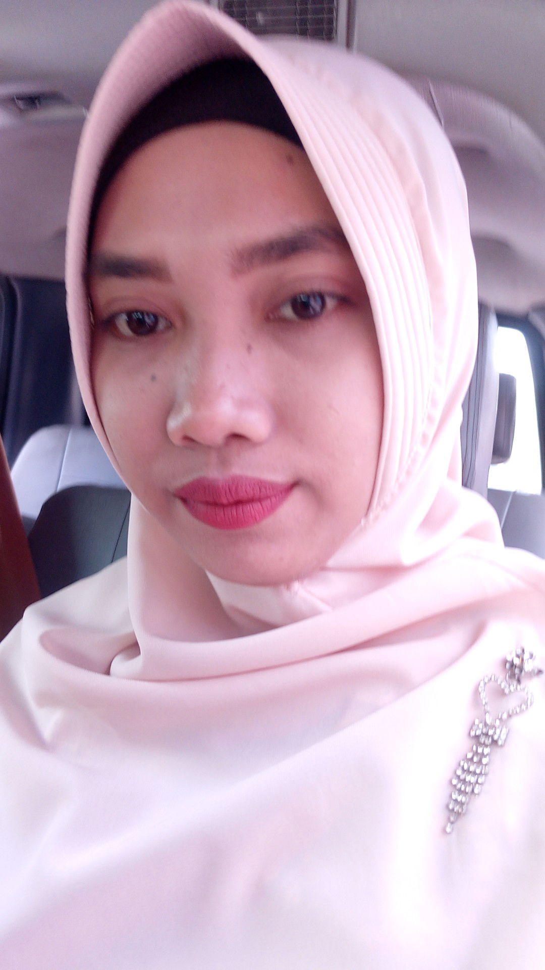 Tri Indah profile icon