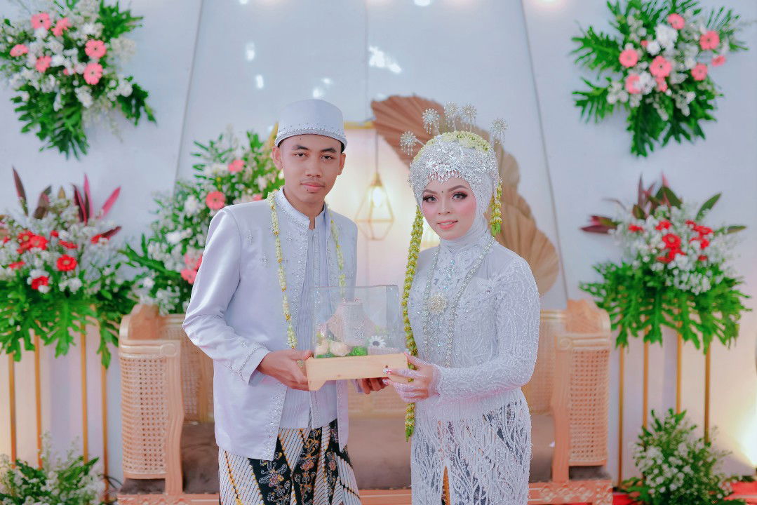 Mega Utami profile icon