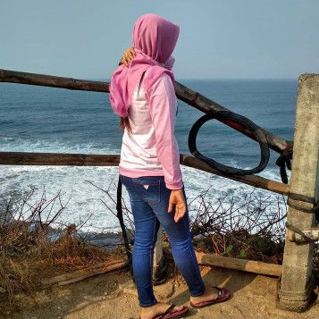 fitria ningrum profile icon