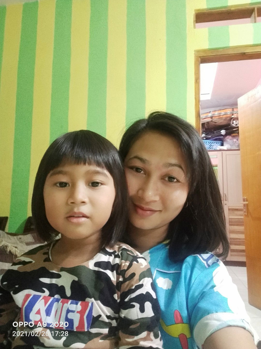 iis kurniati profile icon