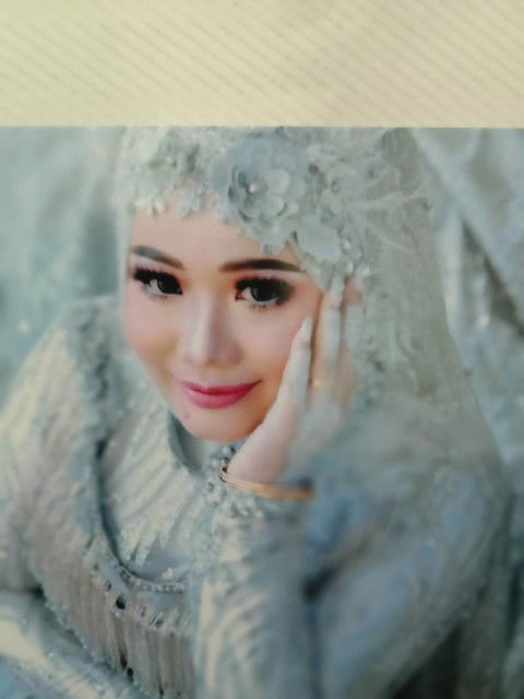 Putri Setiana profile icon