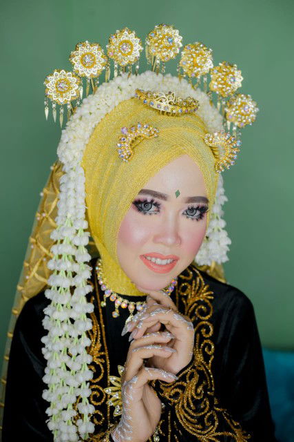 Yulianti profile icon