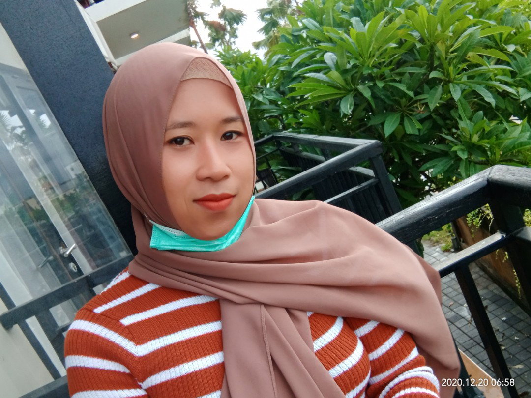 wulan fitri profile icon