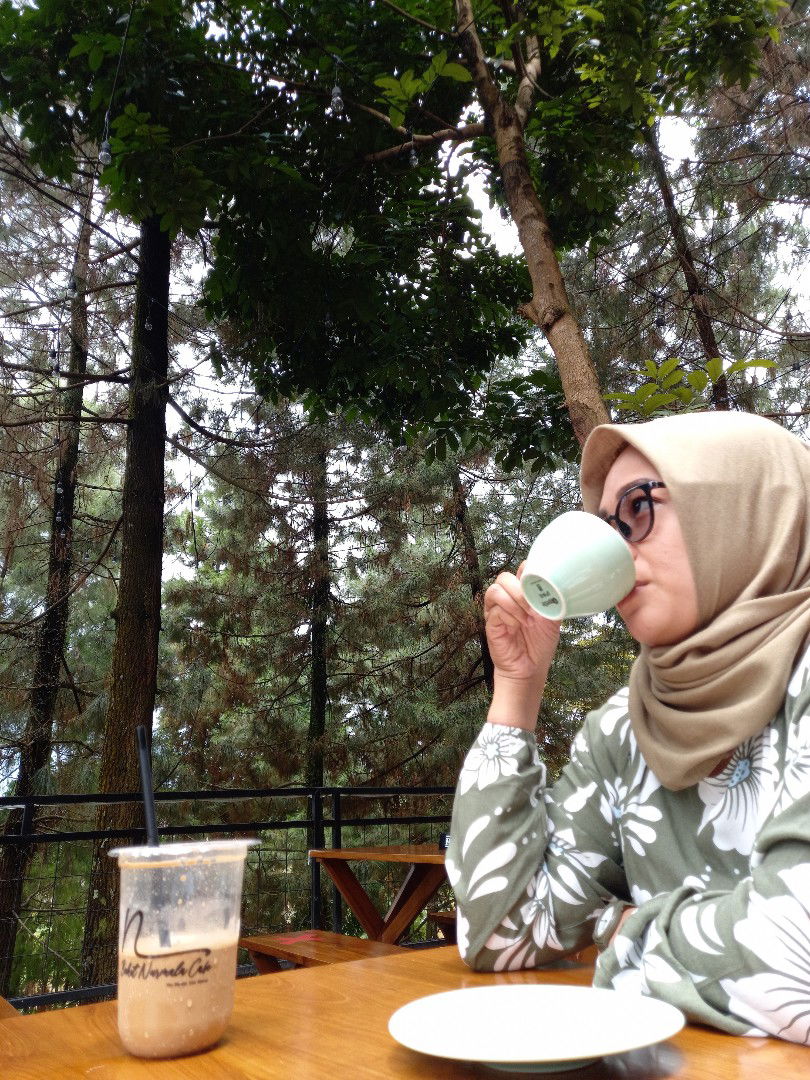 merry andriyati profile icon