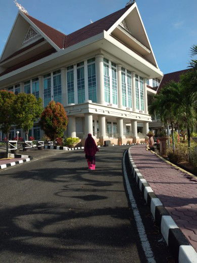 Binti Fajrin Niswatin profile icon