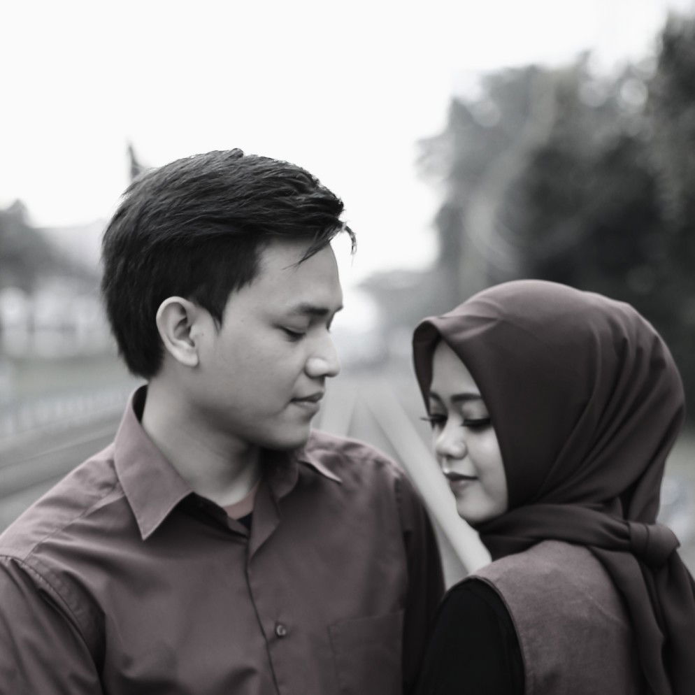 Desi Komalasari profile icon