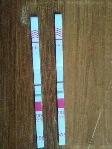 ขอสอบถามหน่อย พอดีไปซื้อที่ตรวจคันมาตรวจเองขึ้น2ขีดจางๆ
แต่ไปตรวจที่อนามัยขึ้นขีดเดียวค่ะ