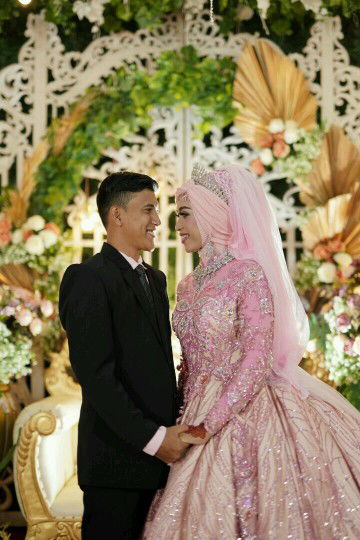 Ratna Minarni profile icon