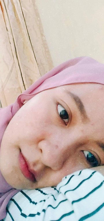 Desi Awalia profile icon