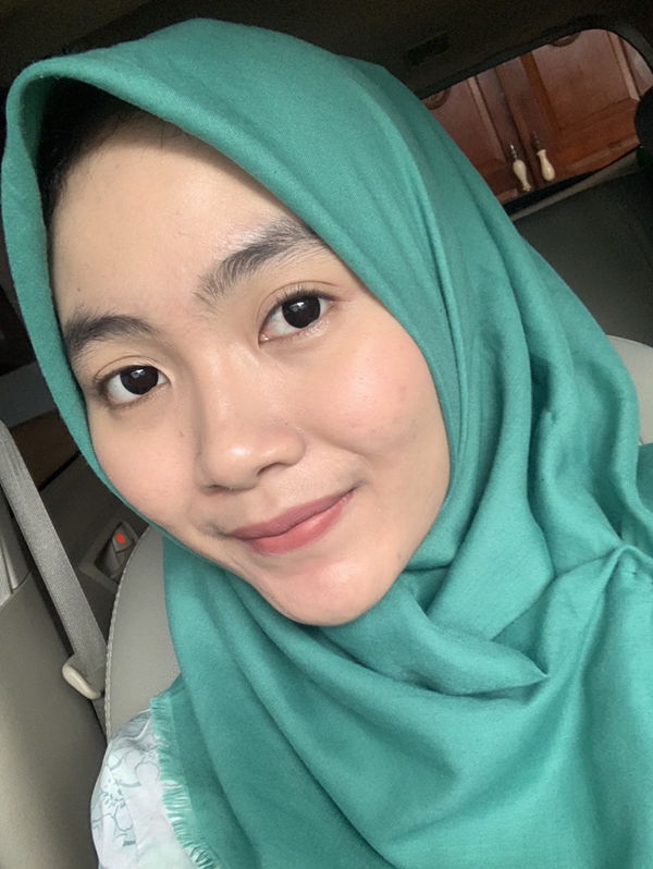putri azizah profile icon
