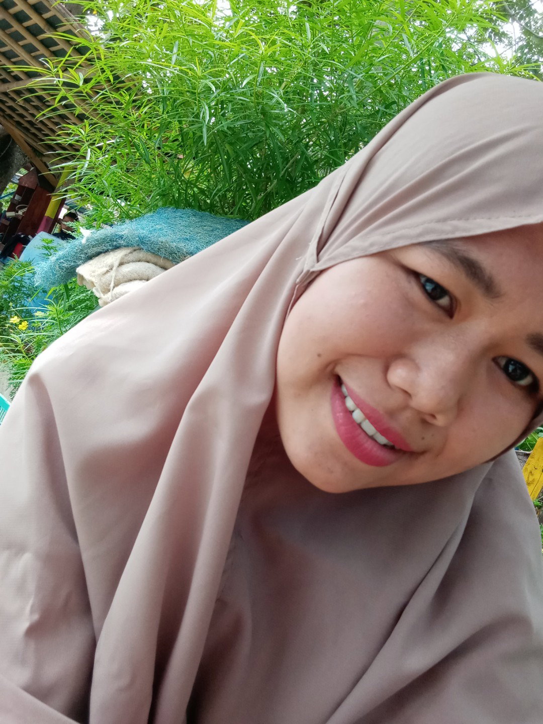 Siti maemanah profile icon