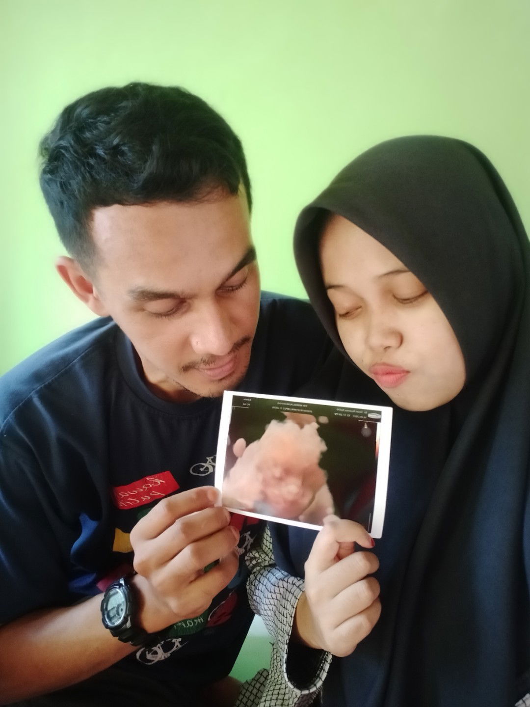 tri nursila profile icon