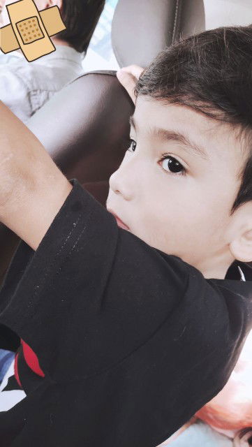 Cik Dee profile icon