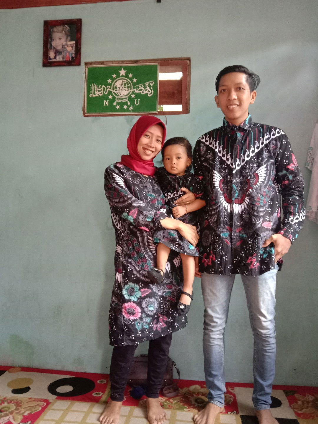 Khuznul Khotimah Az-zahra profile icon