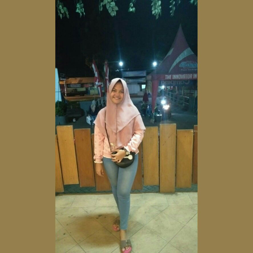 fadhiya profile icon