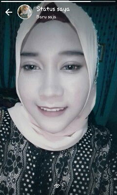 Nur Dianah profile icon