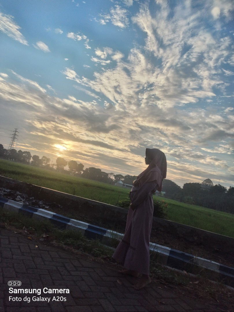 naili rizka profile icon