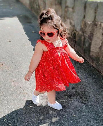 putri herry profile icon