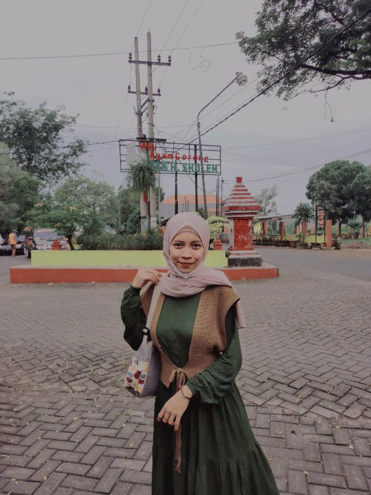 Riska Dwi Amalia profile icon