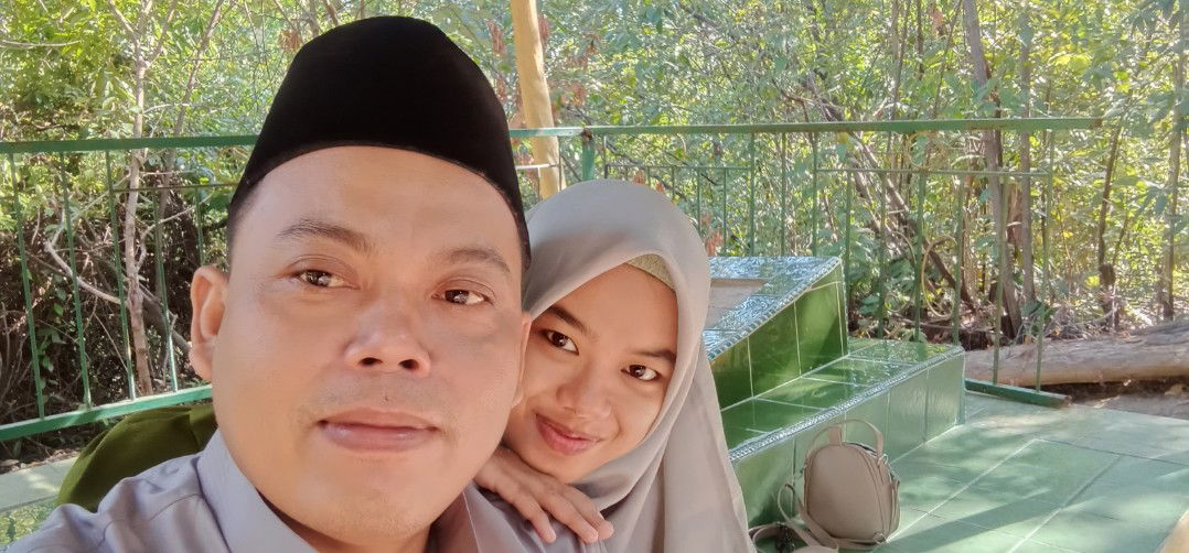 Siti Nursholihah profile icon