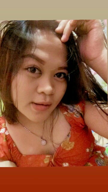 momy ines profile icon