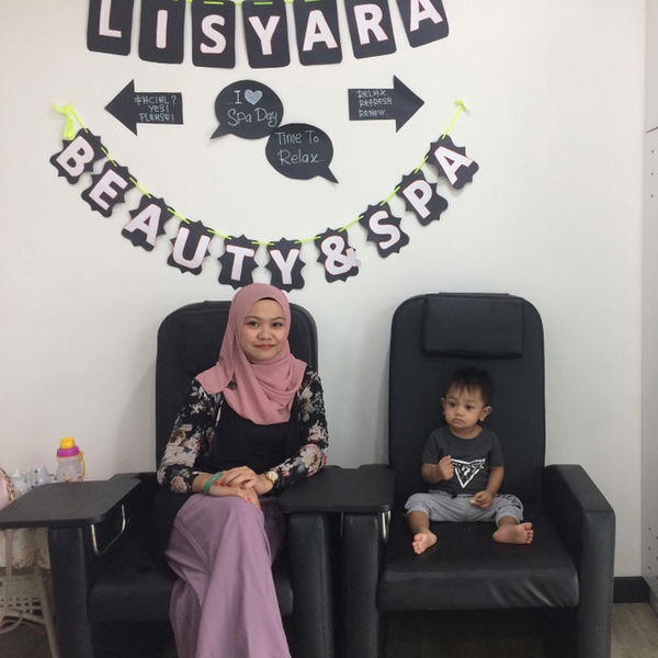 Nur Shafizah profile icon