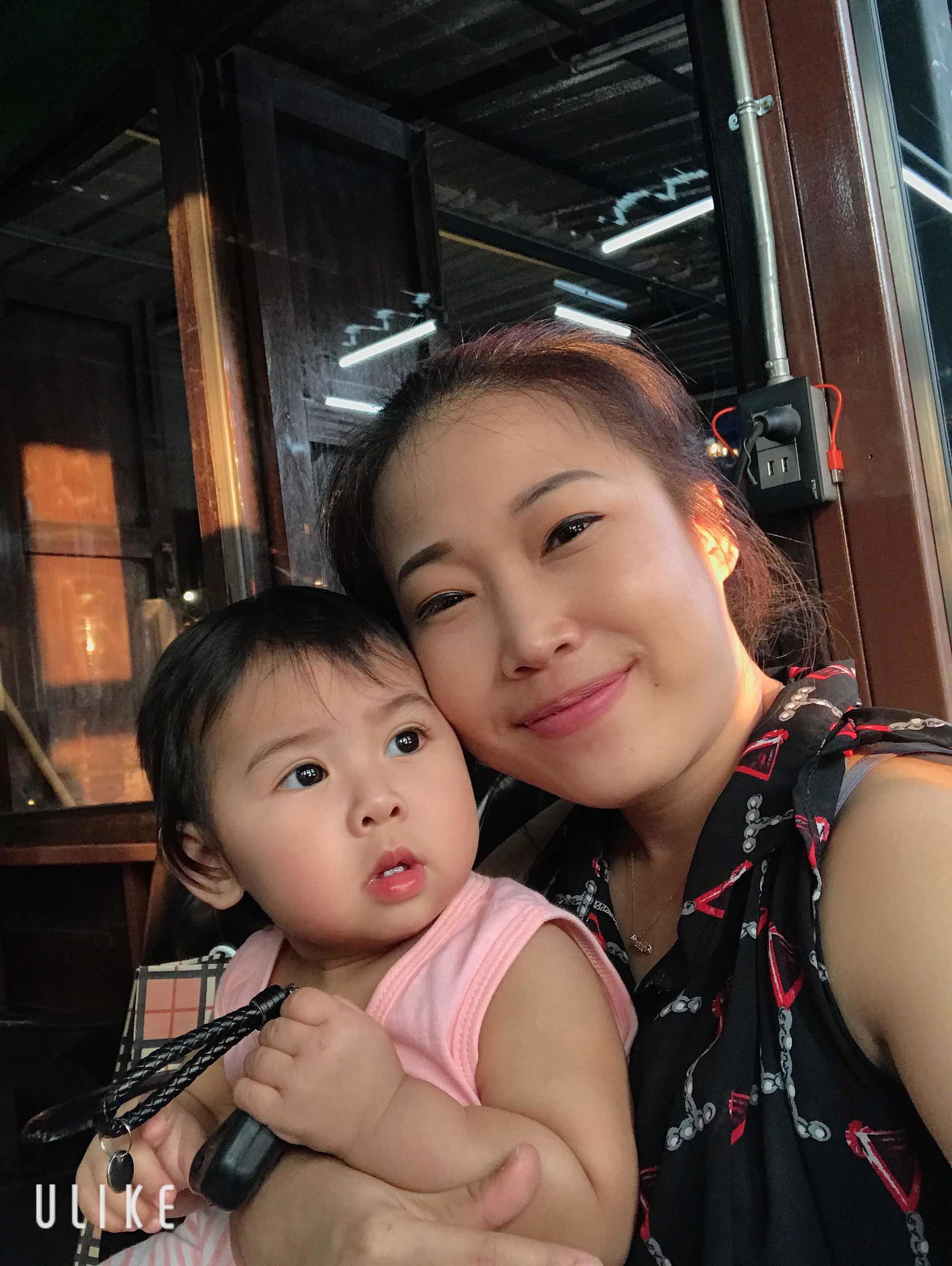 Apinya Kongthin profile icon