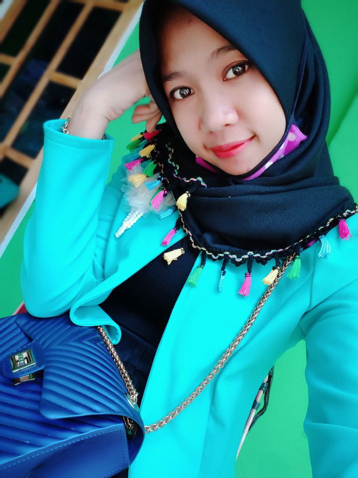 yenni hidayanti profile icon