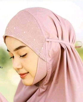 Noor Izatie profile icon