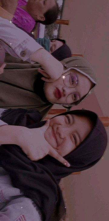 yessy young-q profile icon