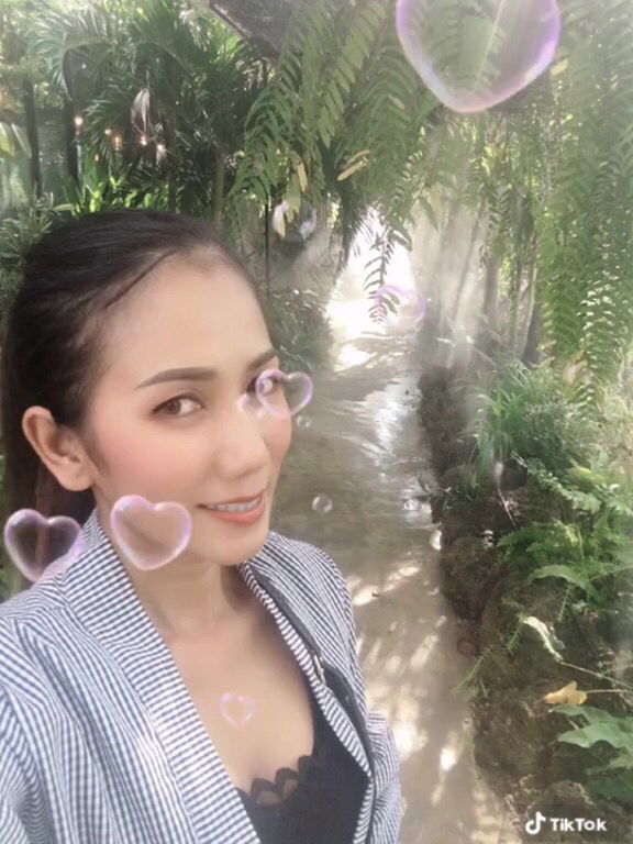 รักแท้ หรือแค่เหงา profile icon