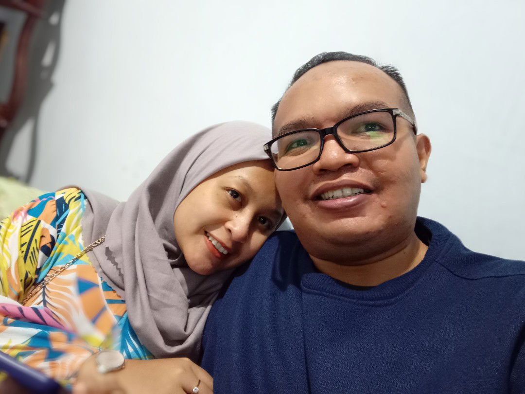 ROSDYANA KHOLIF profile icon