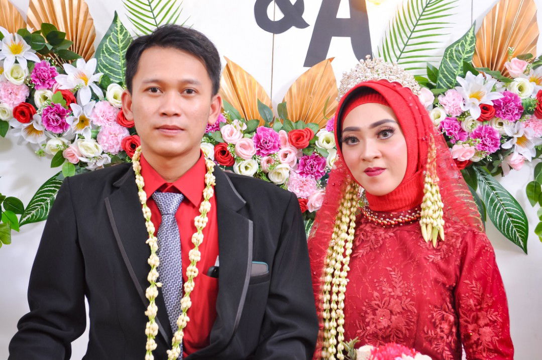 Halimah prihatin profile icon