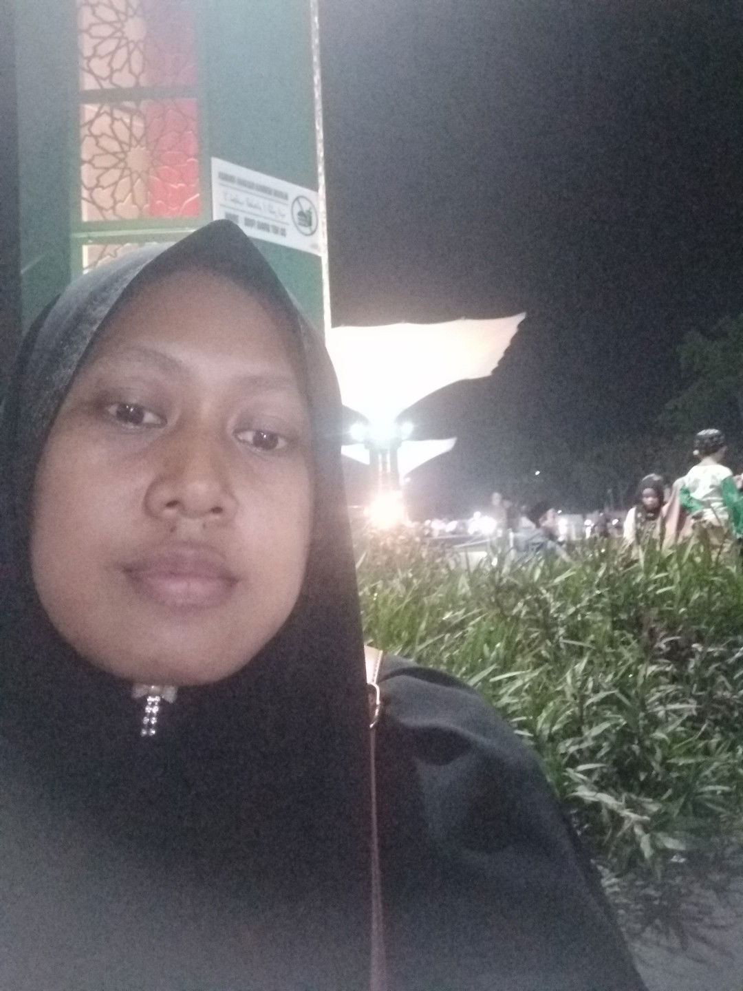 Meri yulyanti profile icon