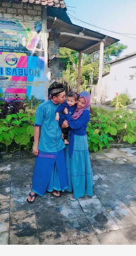 Erna mia  utami(Aleena) profile icon