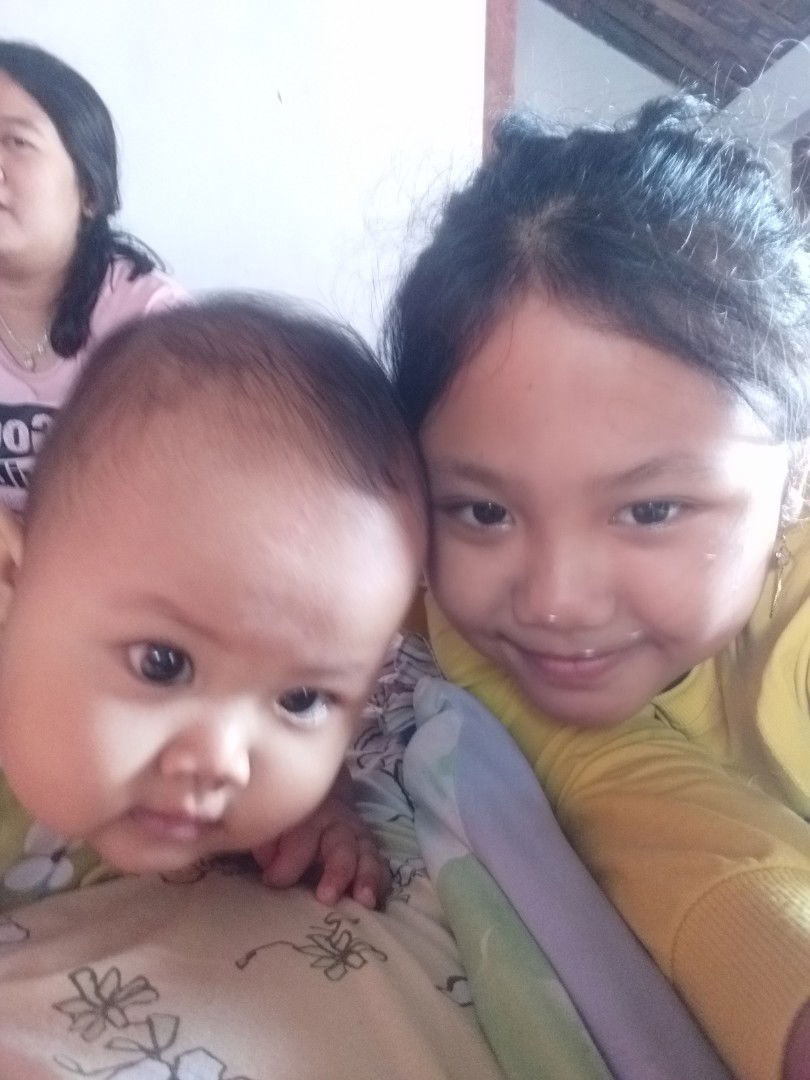 Hameyda & Hadeeqa profile icon