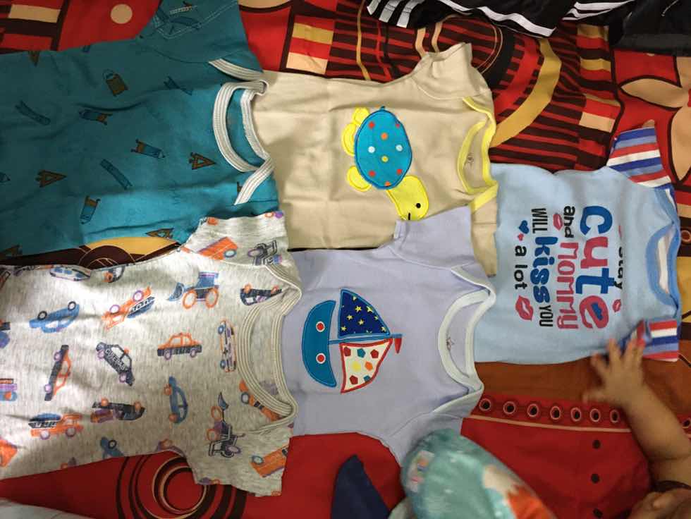 Preeloved baju bayi