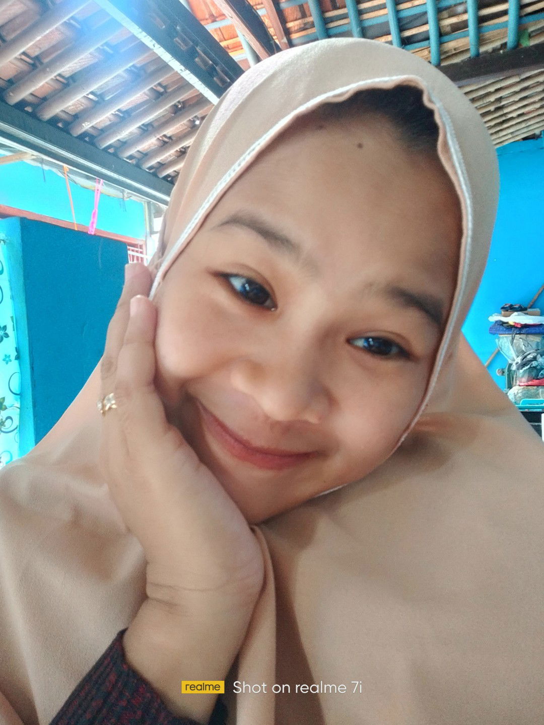 Fitri Wahyuni profile icon