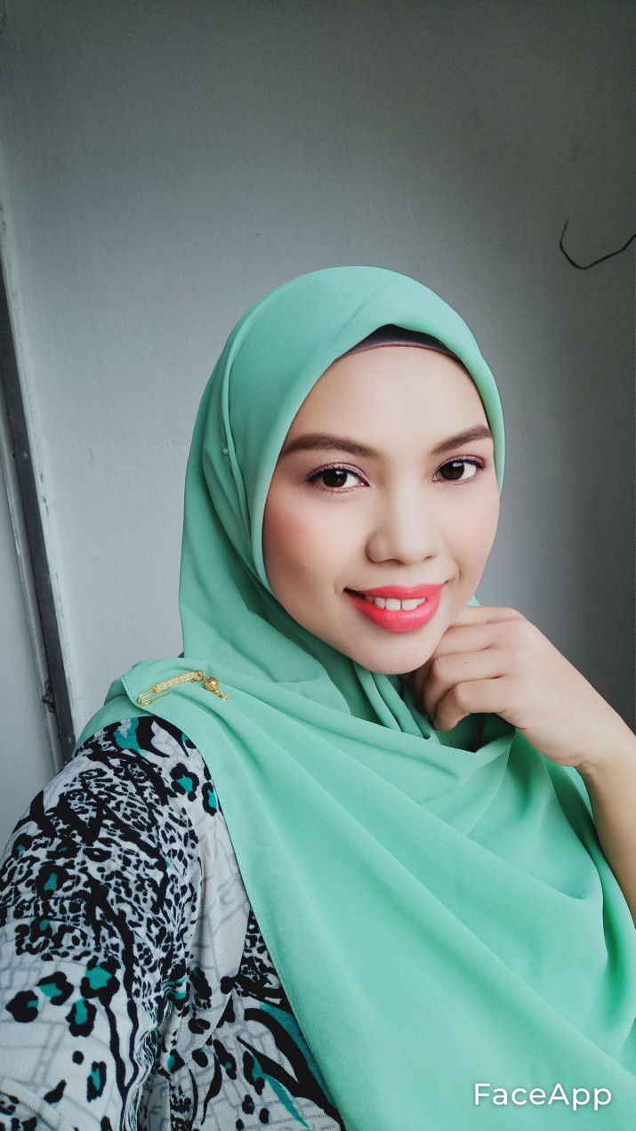 Nooreetar Pooteh profile icon