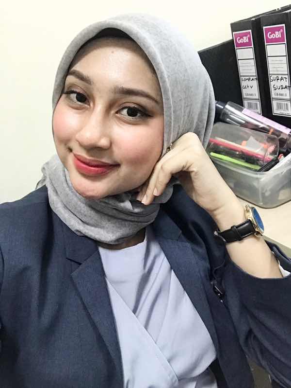 Rona Weza profile icon