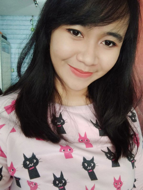 Yulana Tri Suryani profile icon